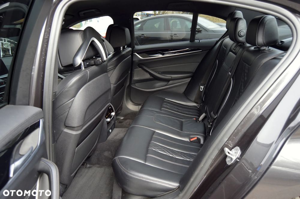 BMW Seria 5 520d xDrive M Sport sport - 8