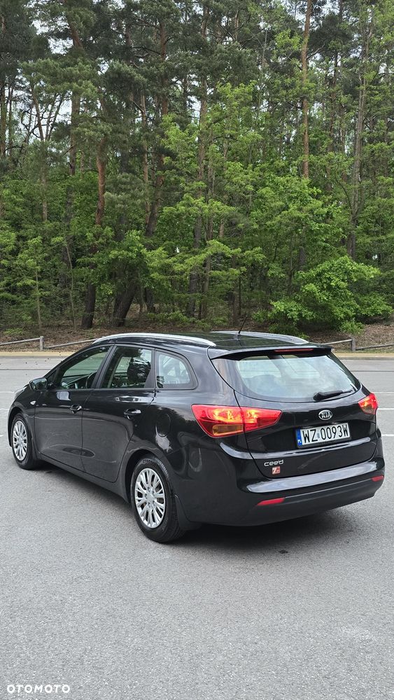 Kia Ceed - 4