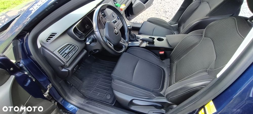 Renault Megane - 9