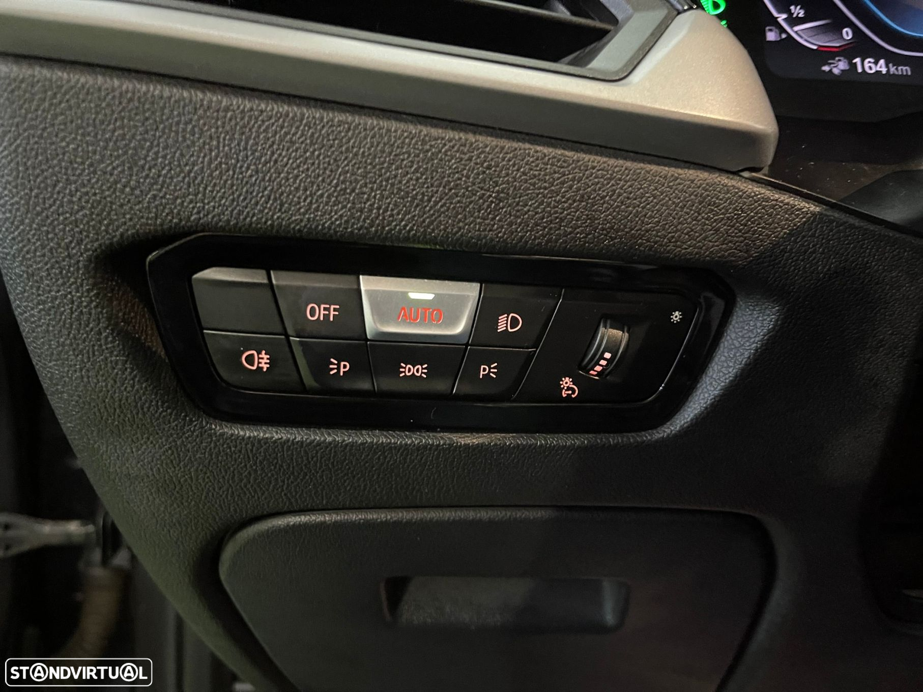 BMW 330 e Auto - 27