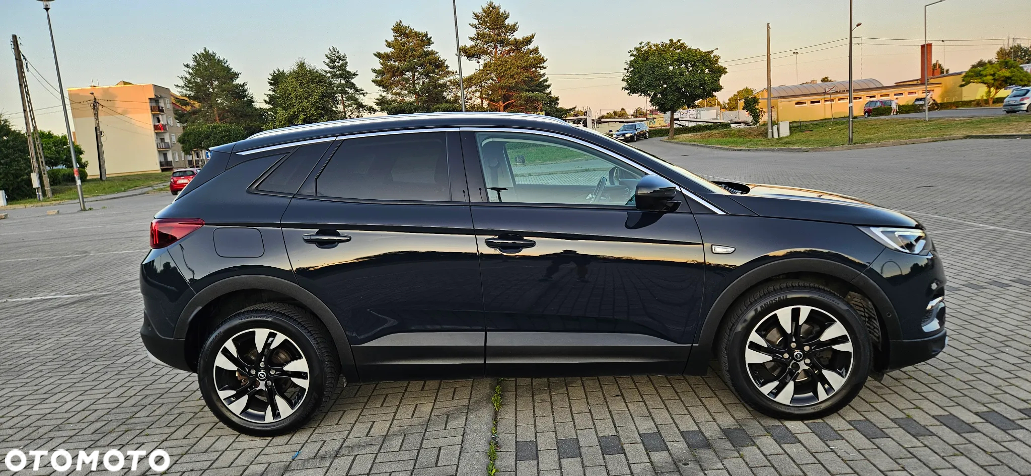 Opel Grandland X 1.2 Start/Stop Automatik Business INNOVATION - 20