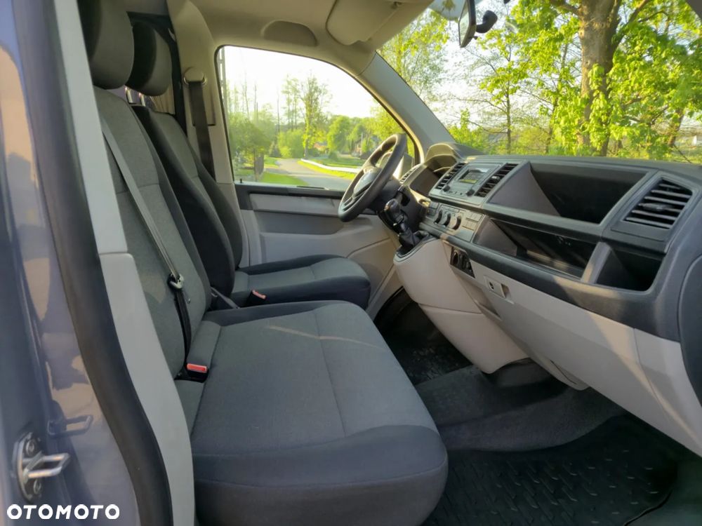 Volkswagen Transporter Lang - 12