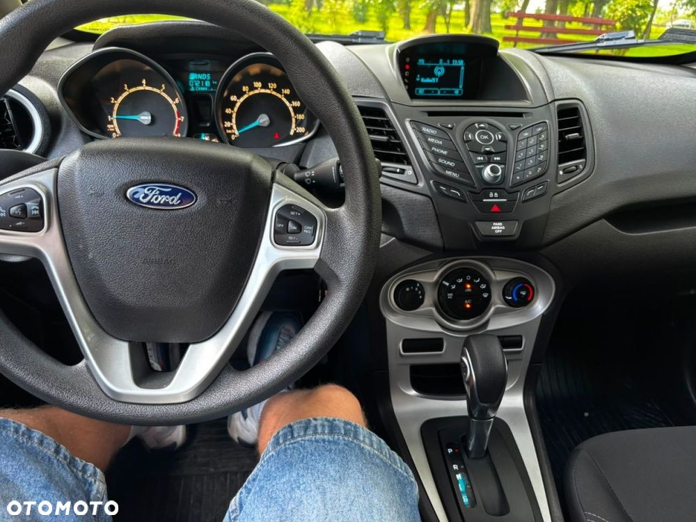 Ford Fiesta - 16