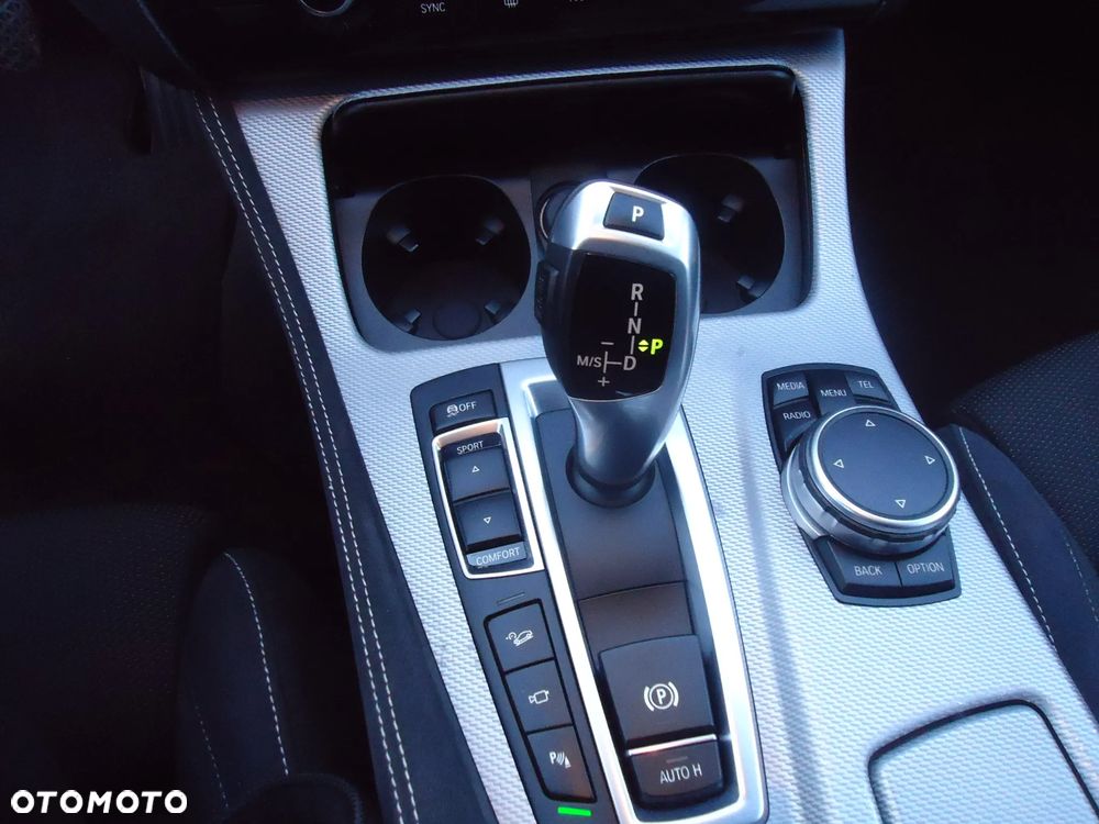 BMW Seria 5 520d xDrive Touring - 8