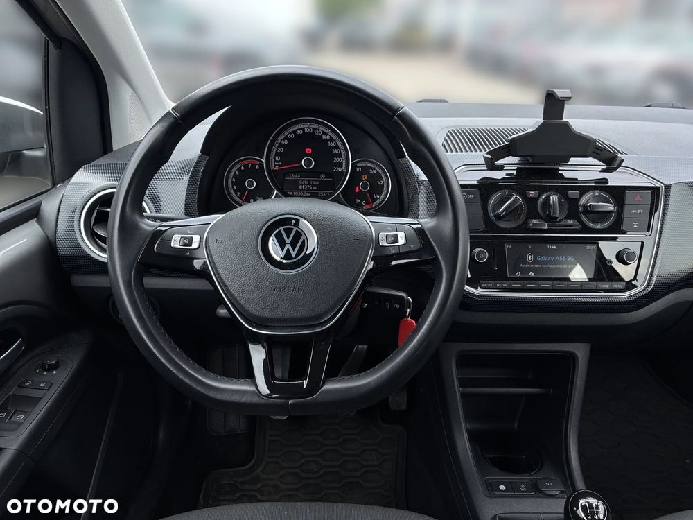 Volkswagen up! 1.0 move - 17