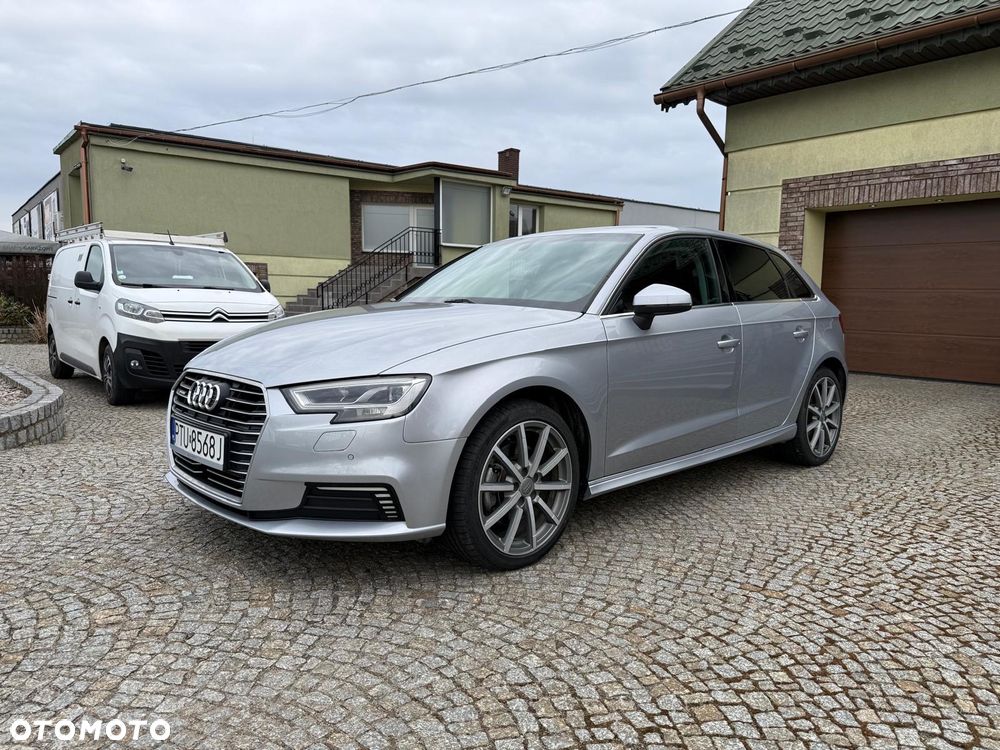 Audi A3 Sportback - 13