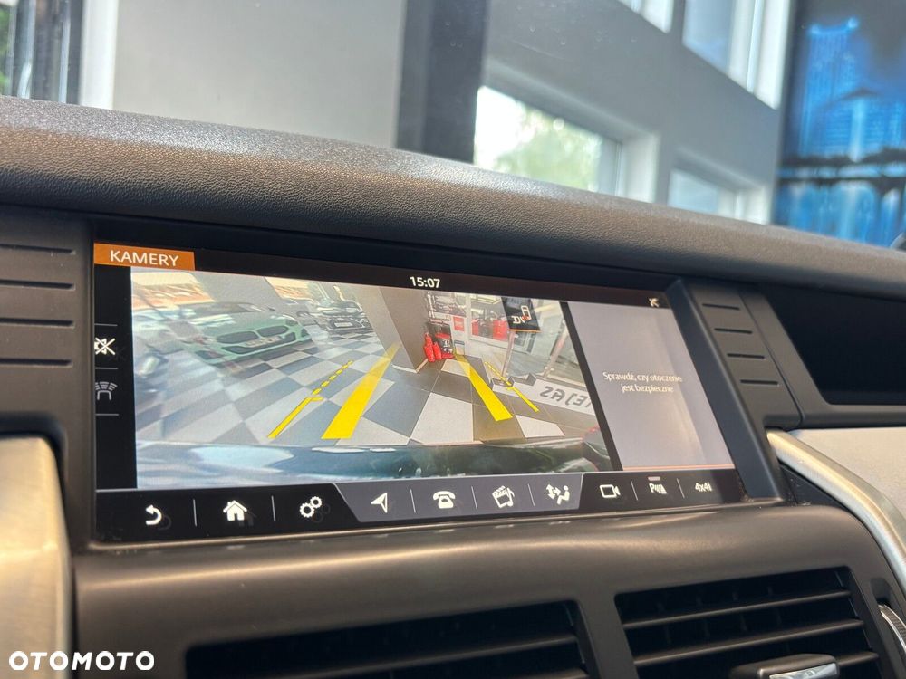 Land Rover Discovery Sport - 19