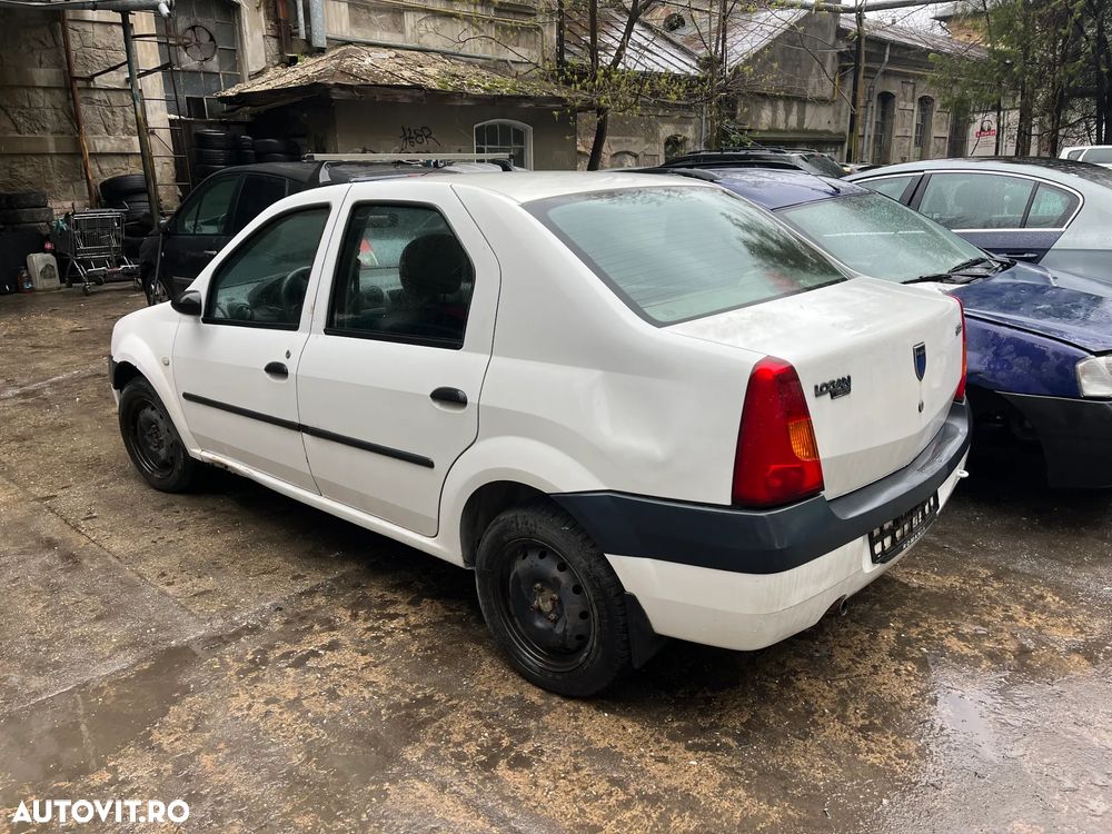 Dezmembrez Dacia Logan 1 culoare alb 1,5 DCI Euro 4 2007 - 2