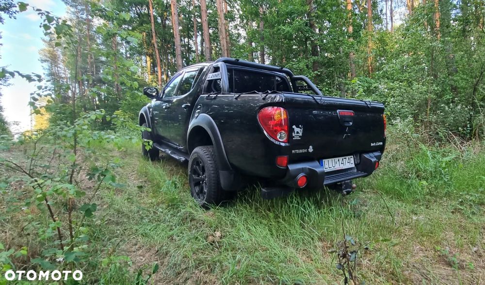 Mitsubishi L200 2.5 DID DC Intense HP - 9