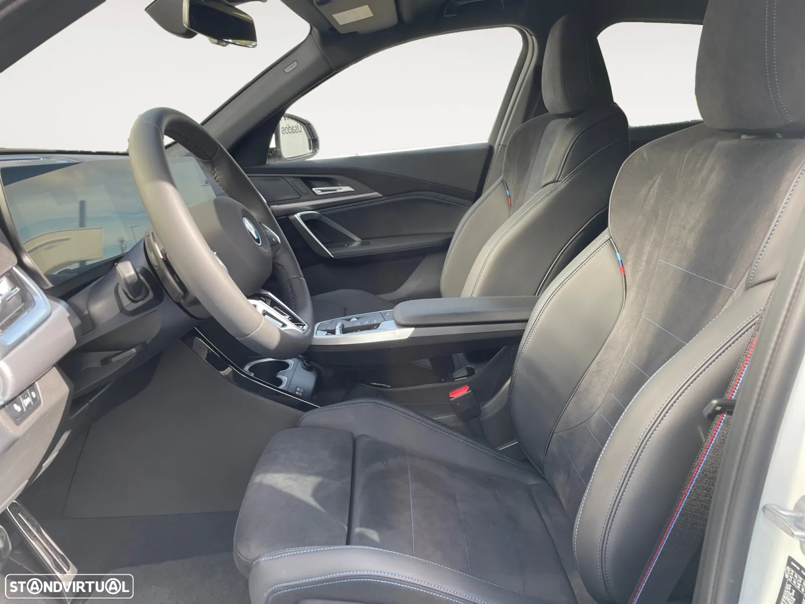 BMW iX2 xDrive30 Pack Desportivo M - 10