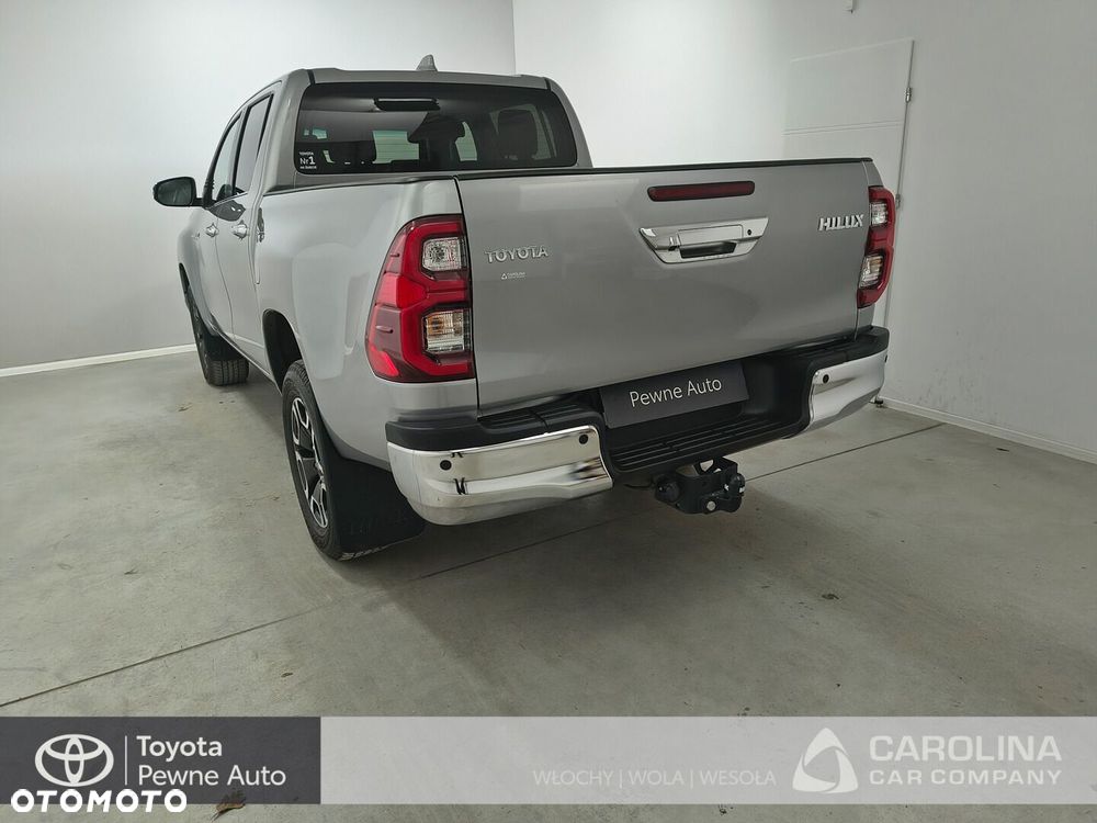 Toyota Hilux 2.8 D-4D Double Cab SR5 4x4 - 21