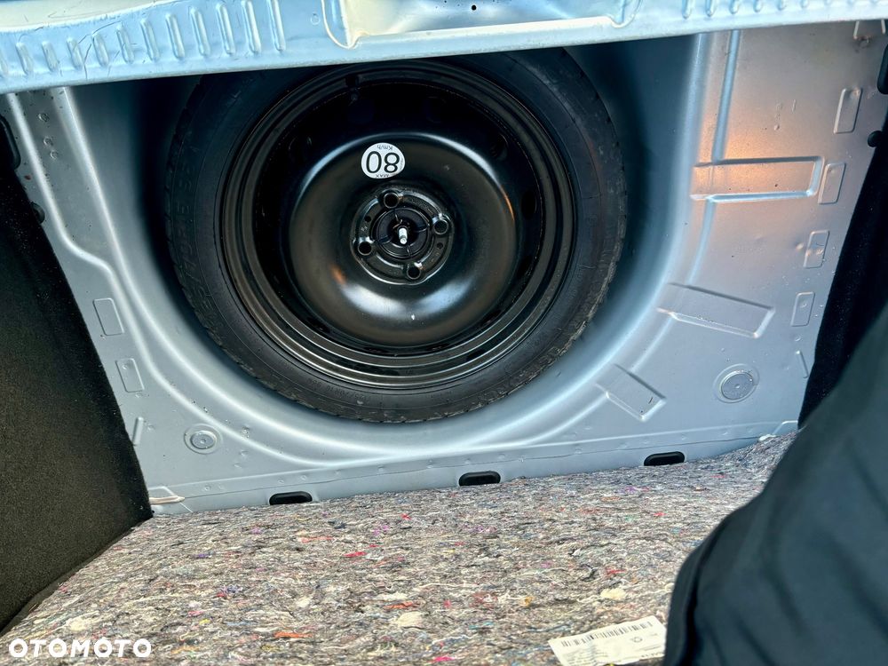 Dacia Sandero Stepway Blue dCi 95 Essential - 9