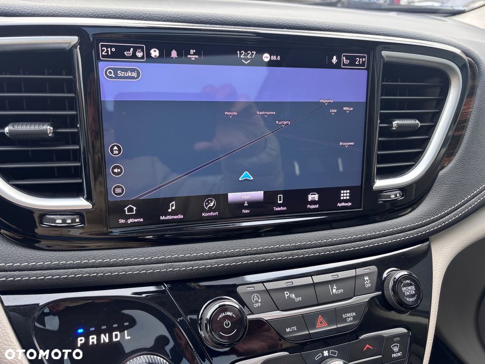 Chrysler Pacifica - 33