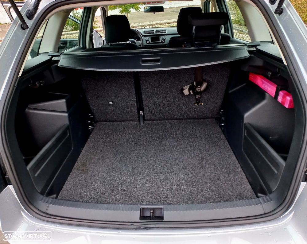 Skoda Fabia Break 1.0 Active Plus - 10