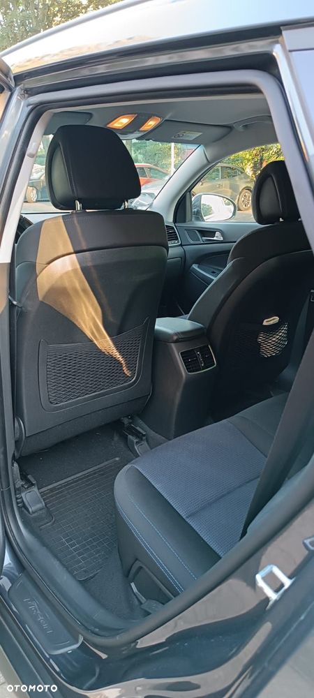 Hyundai Tucson 1.6 GDI BlueDrive Comfort 2WD - 19
