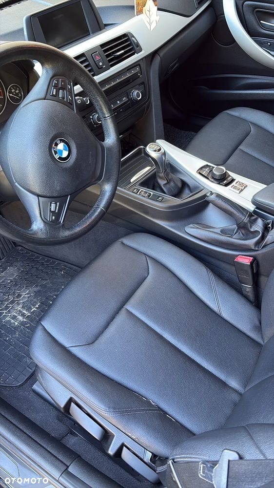 BMW Seria 3 316d - 8