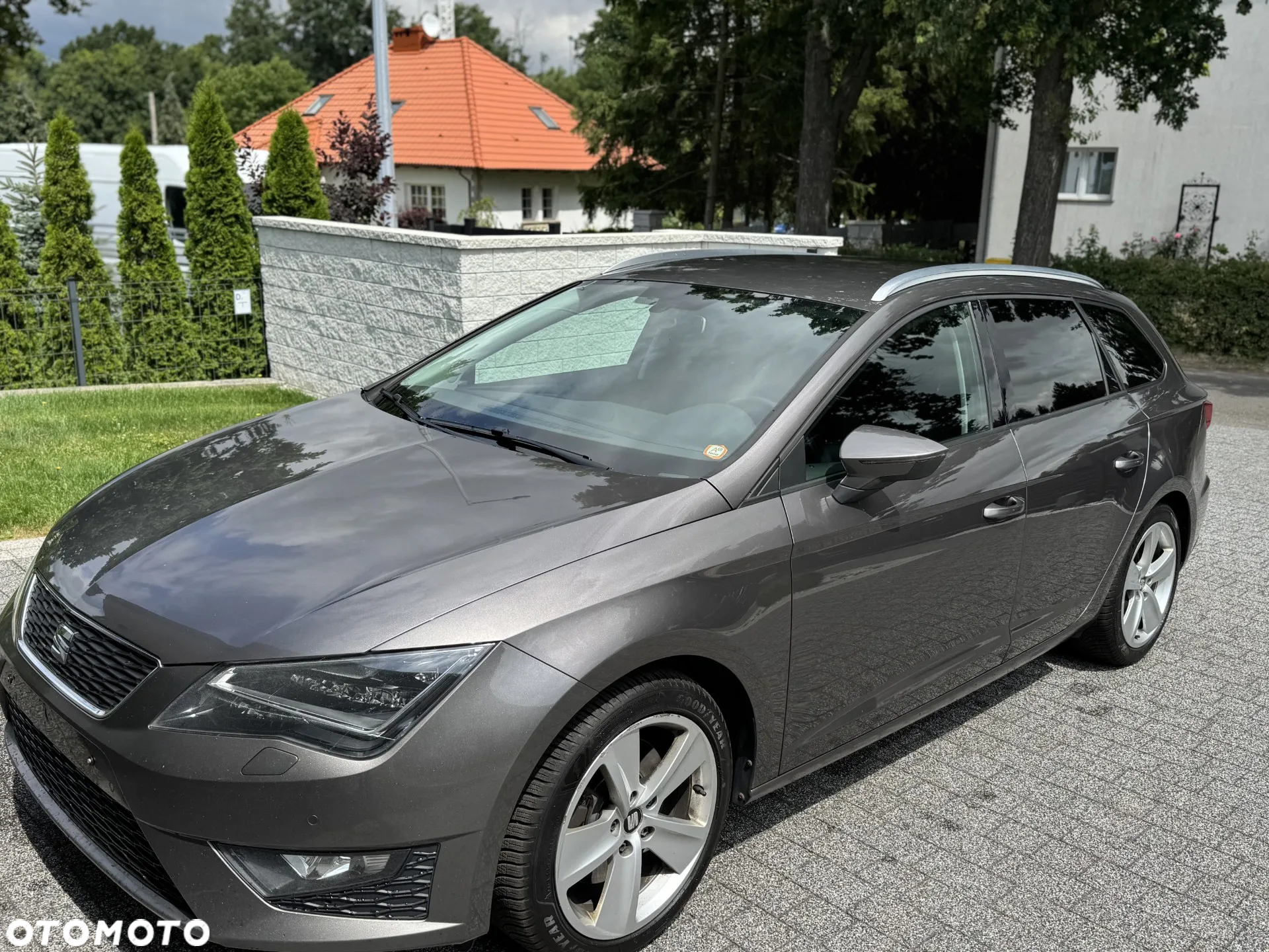 Seat Leon 1.8 TSI Start&Stop DSG FR - 4