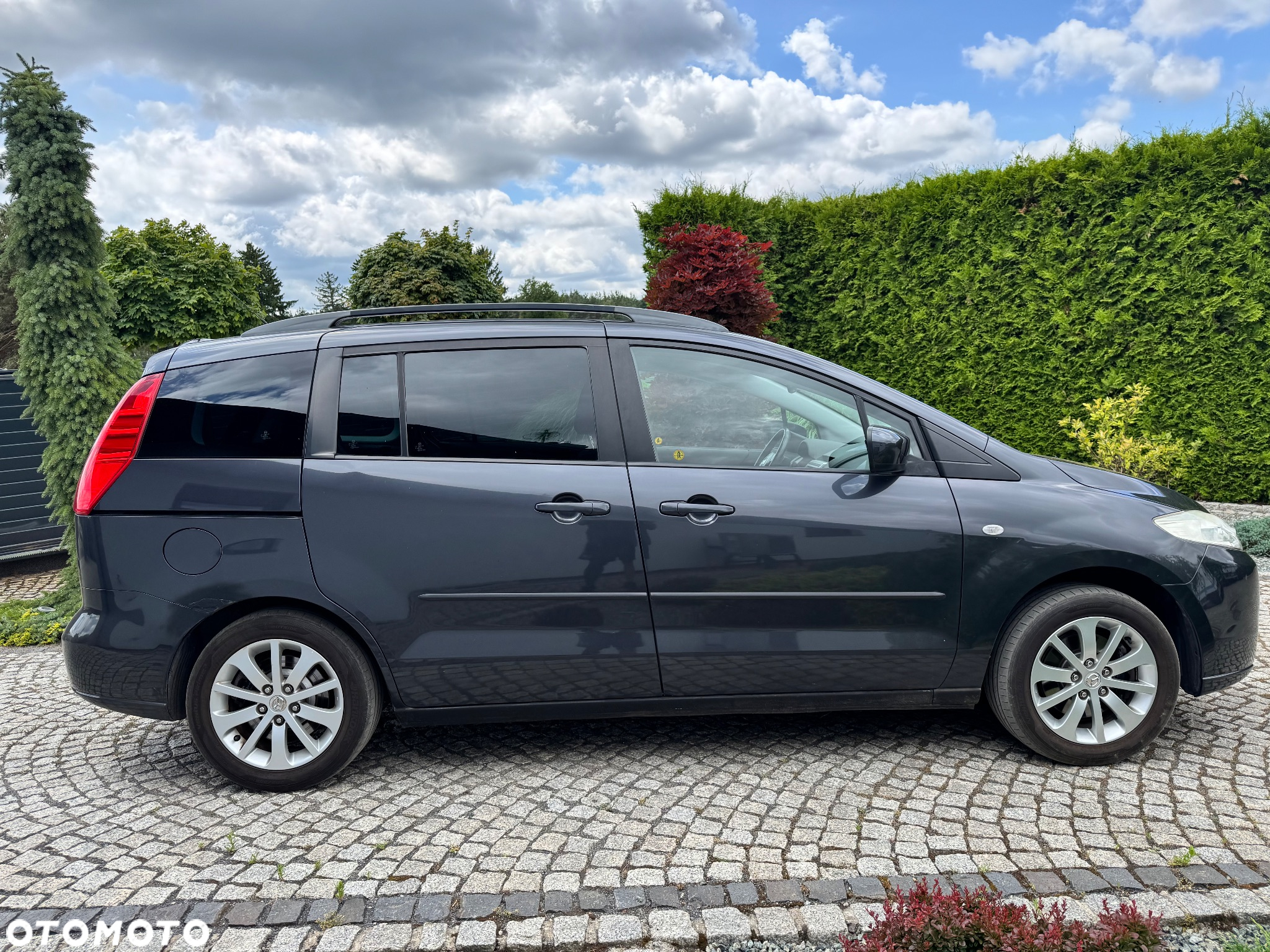 Mazda 5 - 13