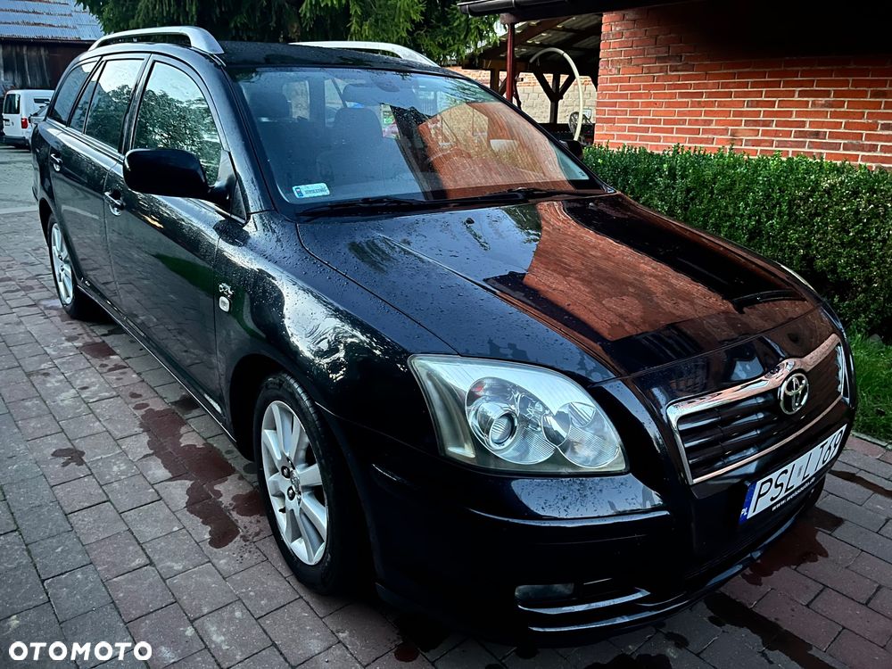 Toyota Avensis 2.0 D-4D High - 1