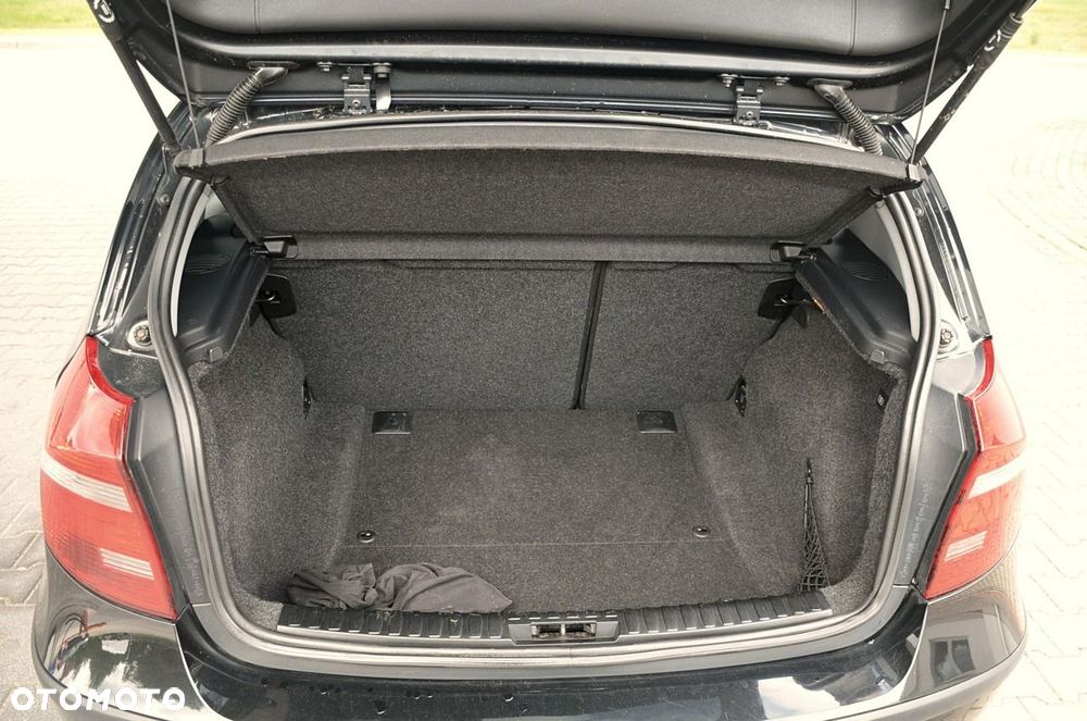 BMW Seria 1 - 24