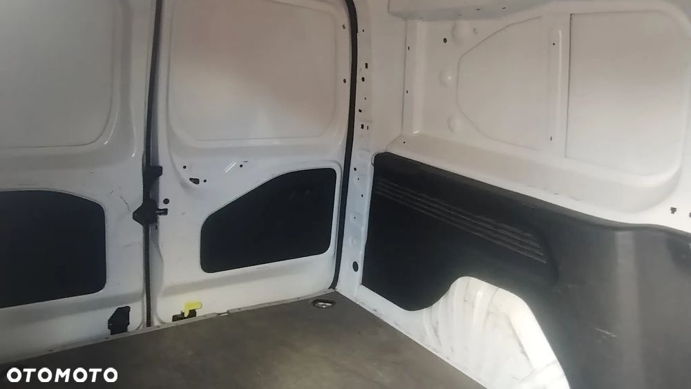 Toyota Proace City - 16