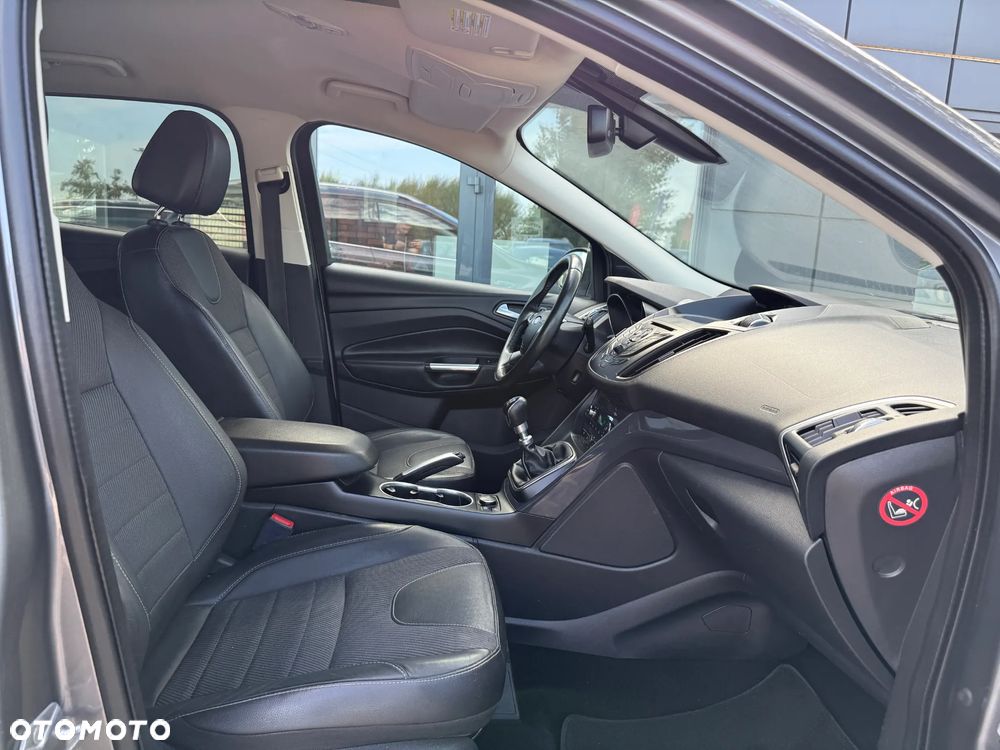 Ford Kuga 2.0 TDCi Titanium - 25