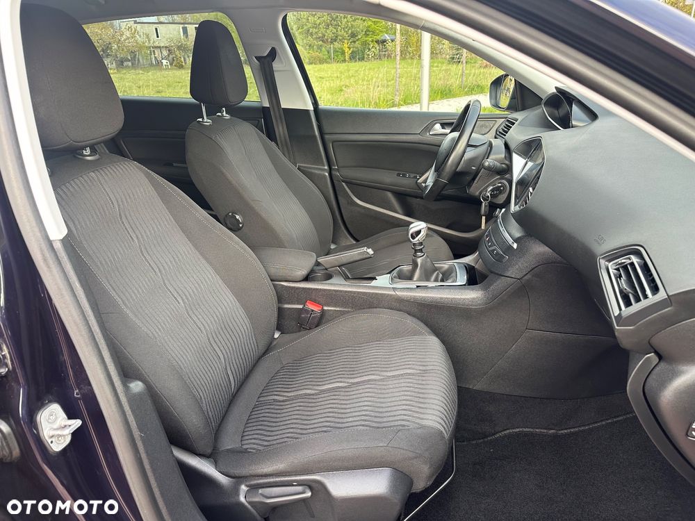 Peugeot 308 BlueHDi 120 Stop & Start Style - 35