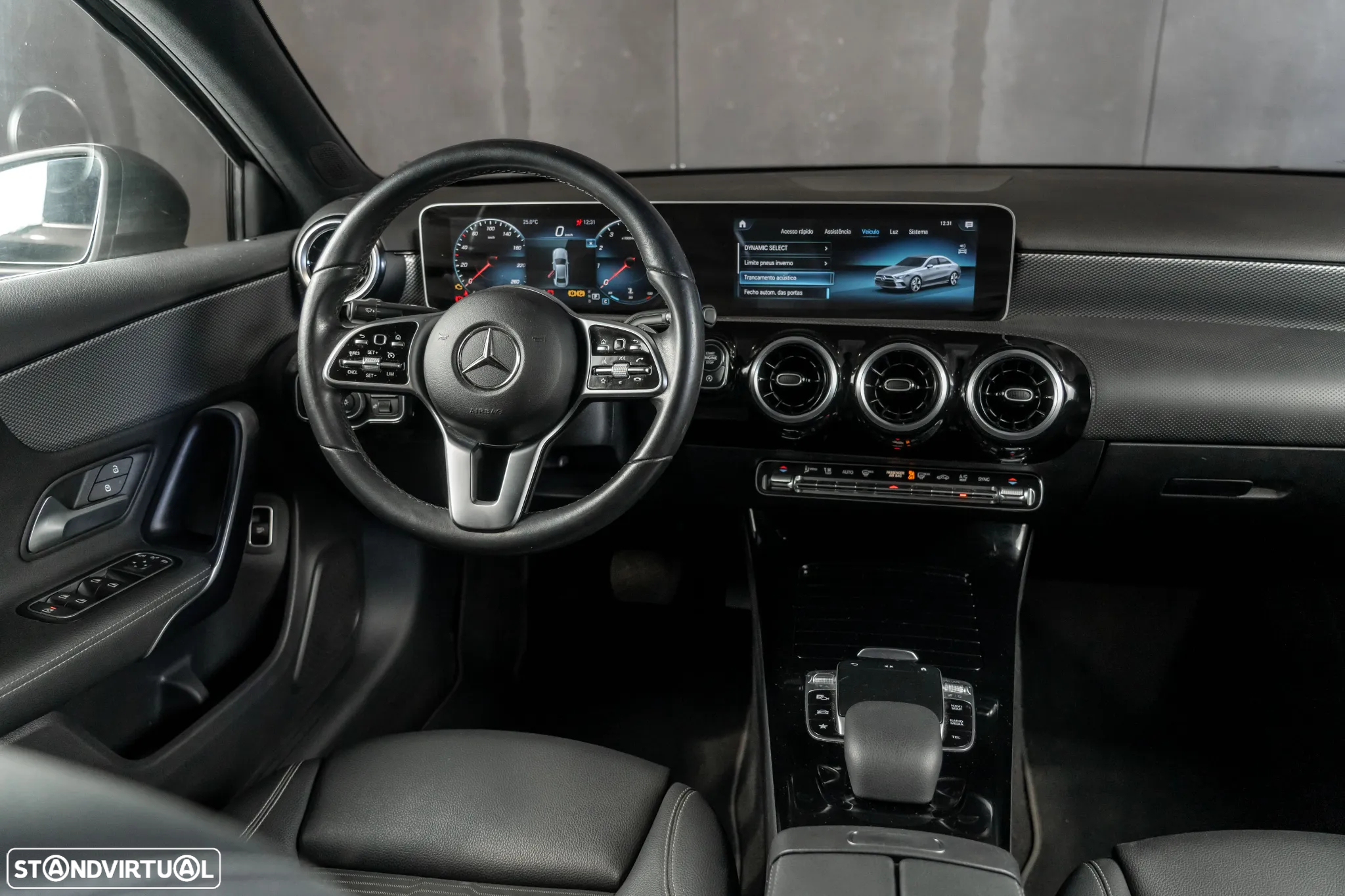 Mercedes-Benz A 200 Limousine AMG Line Aut. - 9