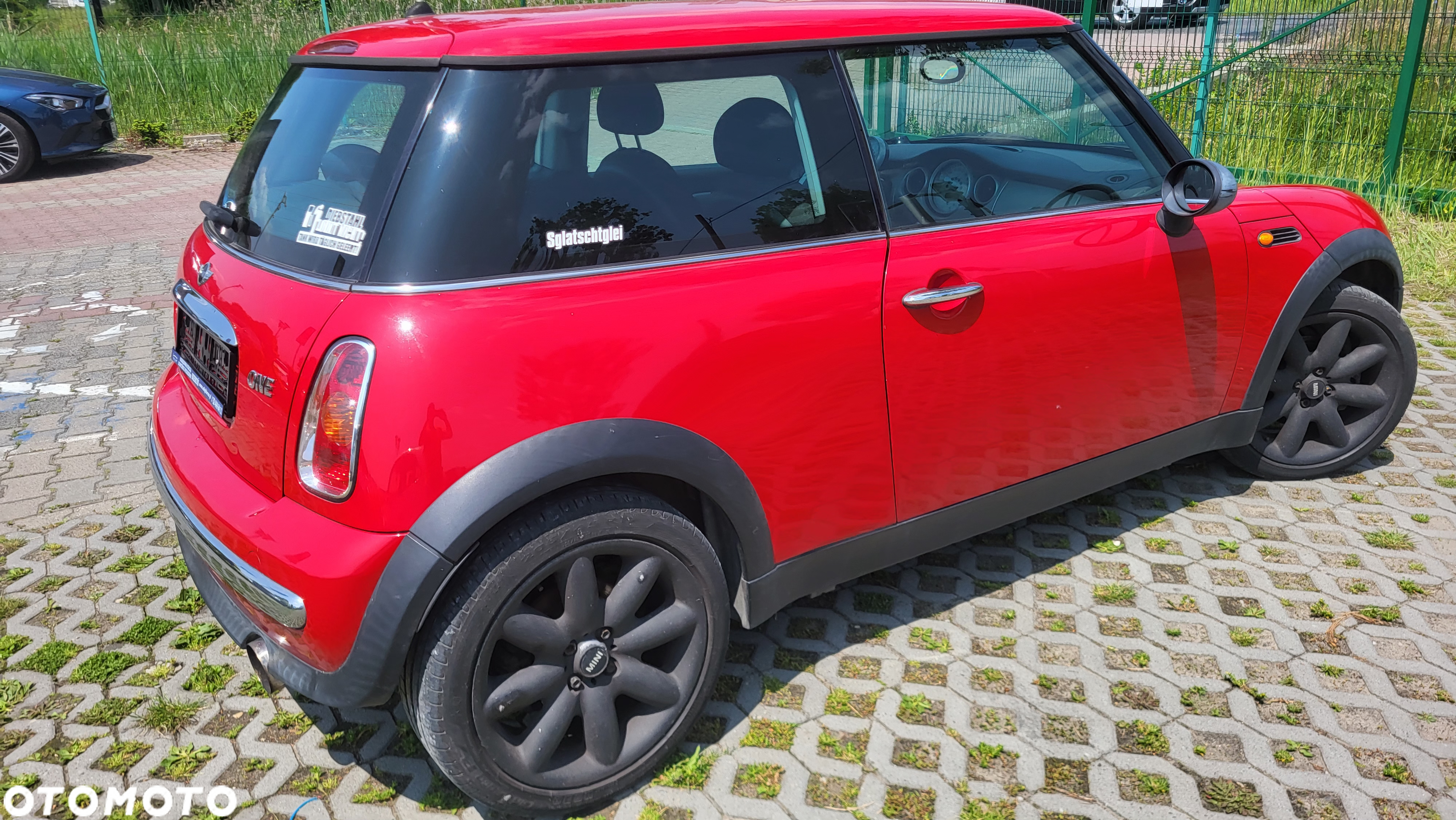 MINI ONE - 3