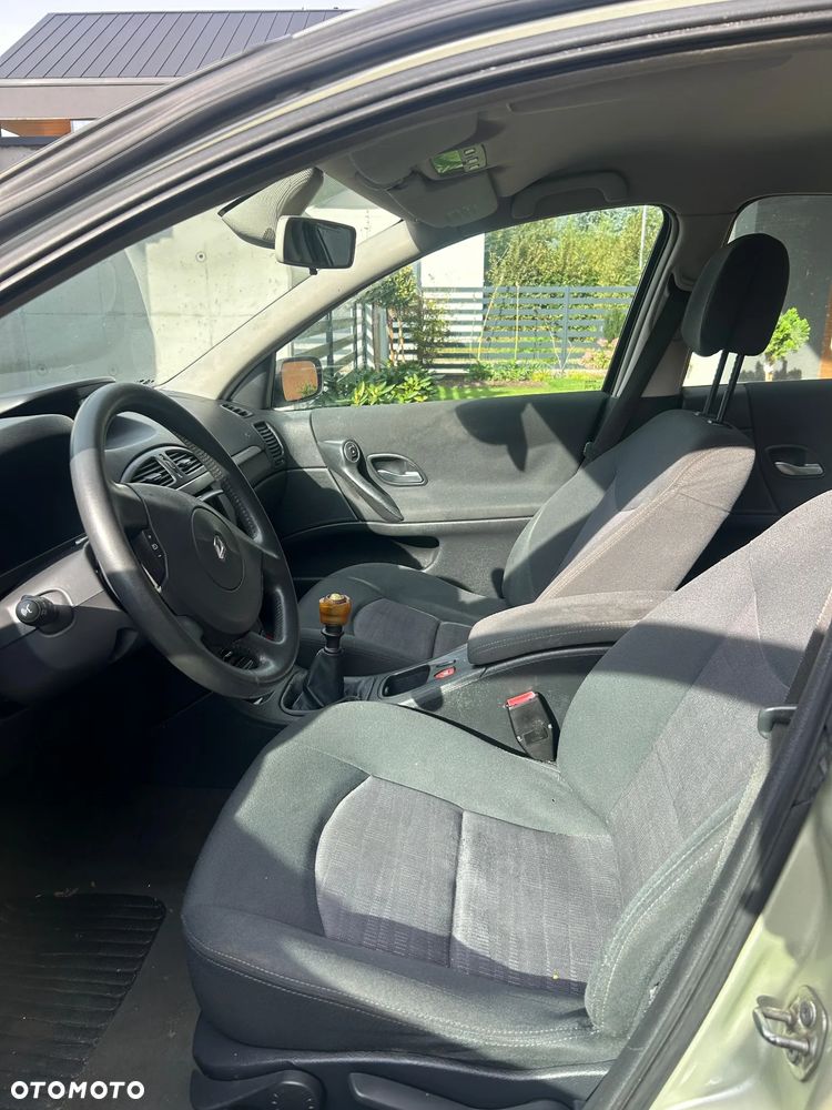Renault Laguna - 3