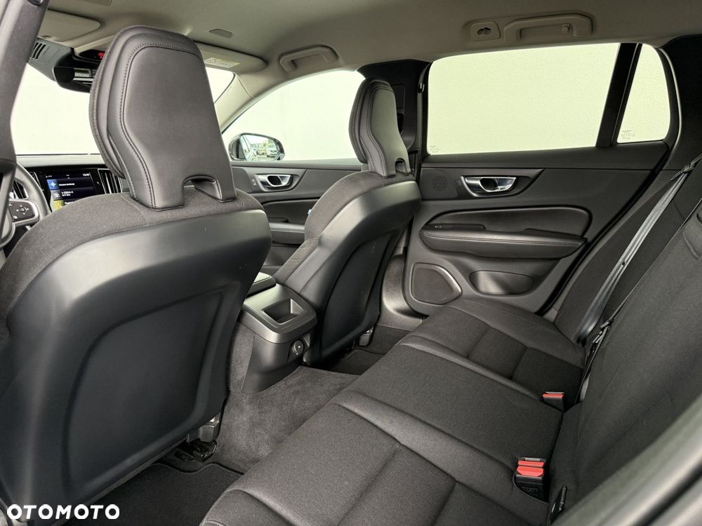 Volvo V60 - 23