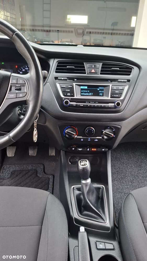 Hyundai i20 1.2 GO - 26