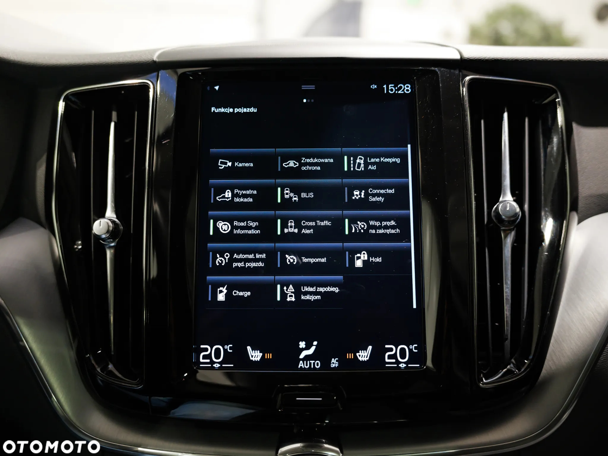 Volvo XC 60 - 30