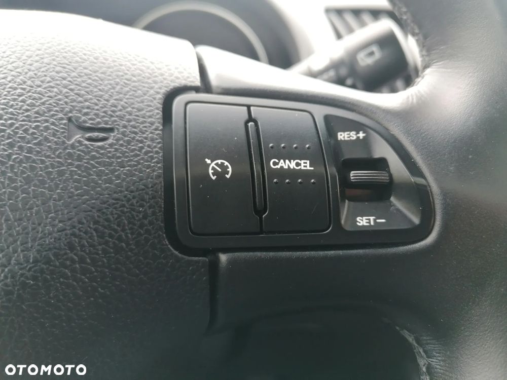 Kia Sportage 2.0 CRDI 184 AWD Platinum Edition - 19