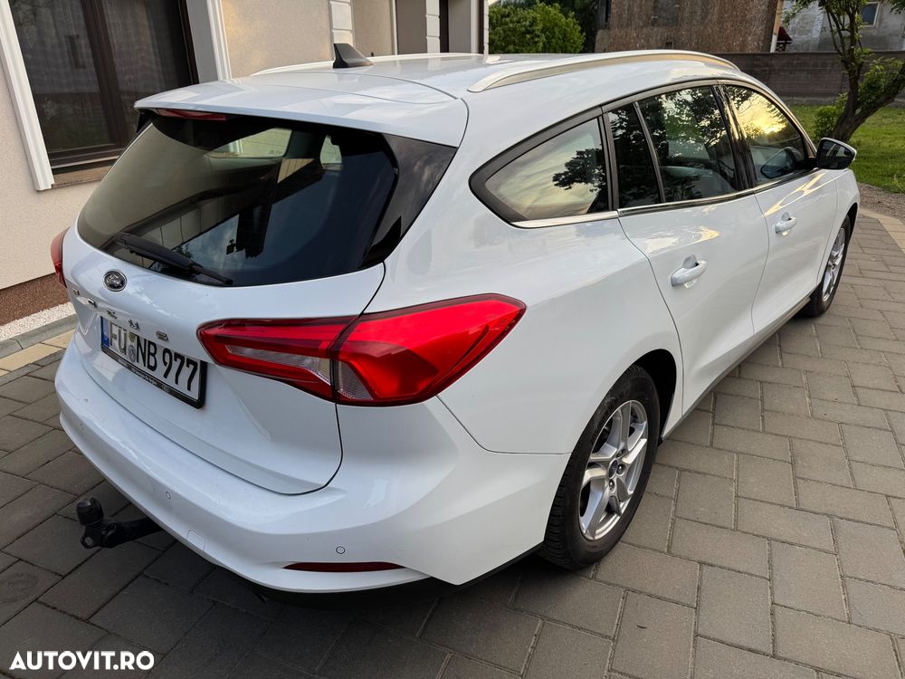 FORD Focus 2021 — imagine 3