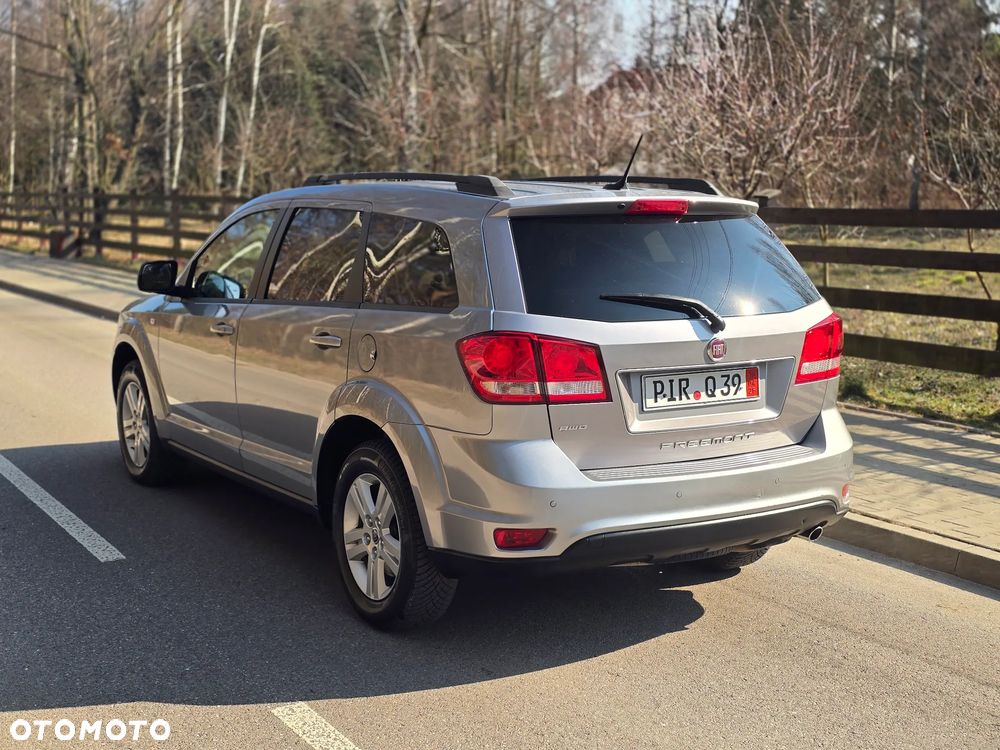 Fiat Freemont 2.0 Multijet Lounge AWD - 16