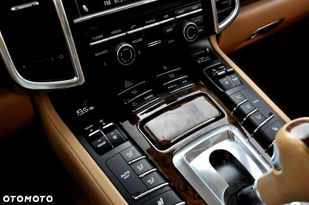 Porsche Cayenne Diesel - 26