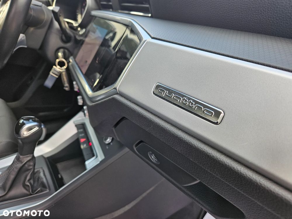 Audi Q3 - 22