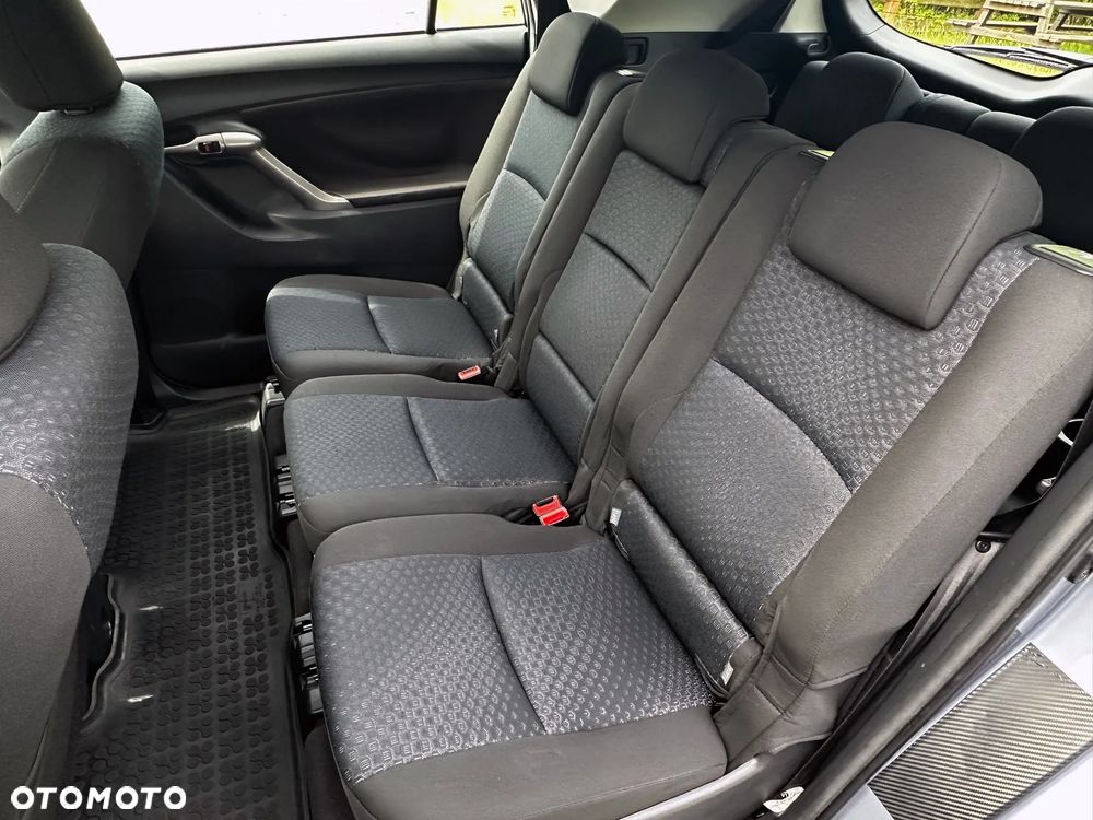 Toyota Verso 2.0 D-4D - 18