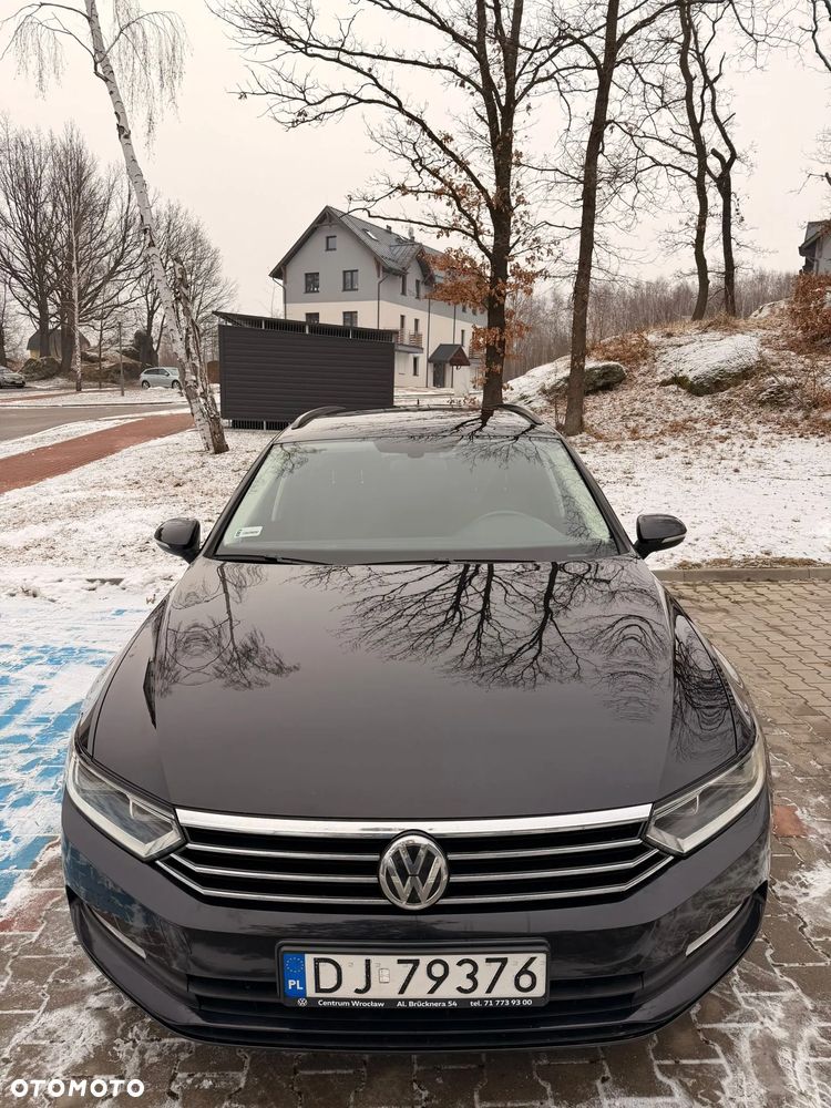 Volkswagen Passat 2.0 TDI (BlueMotion Technology) DSG Trendline - 4