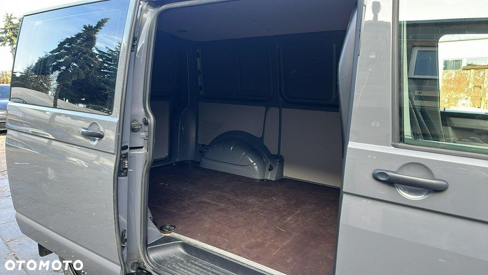 Volkswagen Transporter - 10