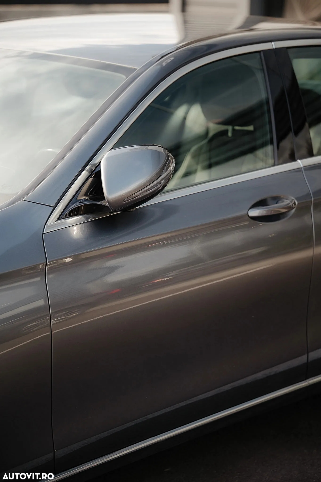 Mercedes-Benz E - 21