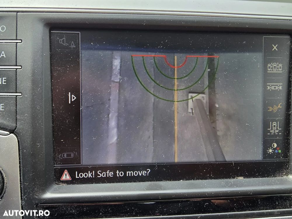 Volkswagen Passat Variant 2.0 TDI Highline - 15