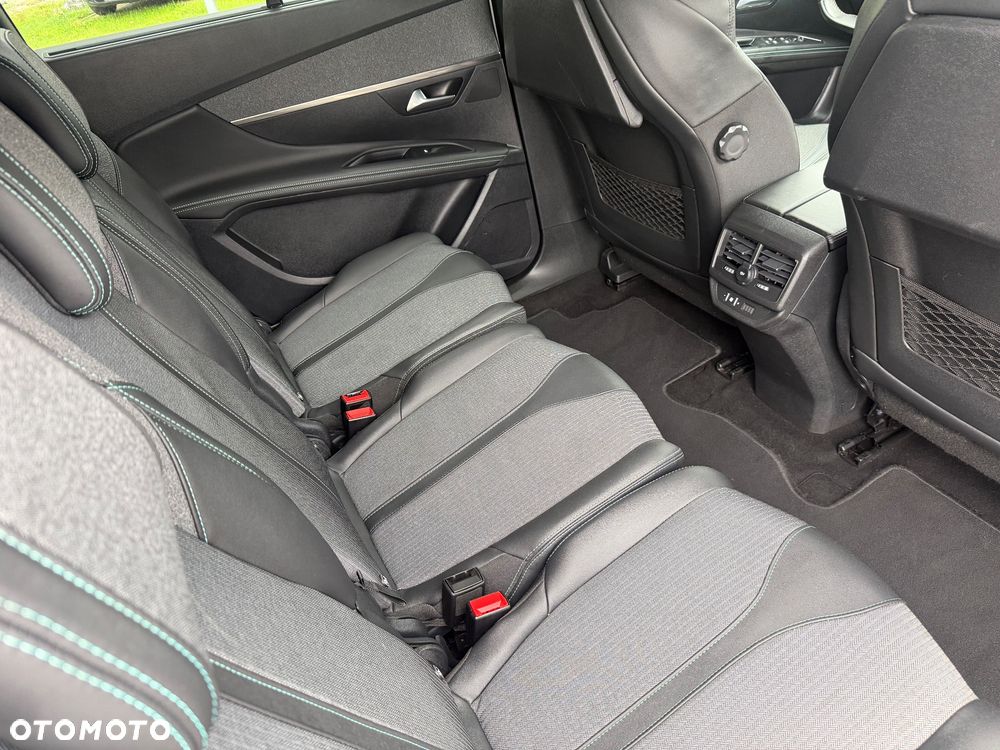 Peugeot 5008 - 16