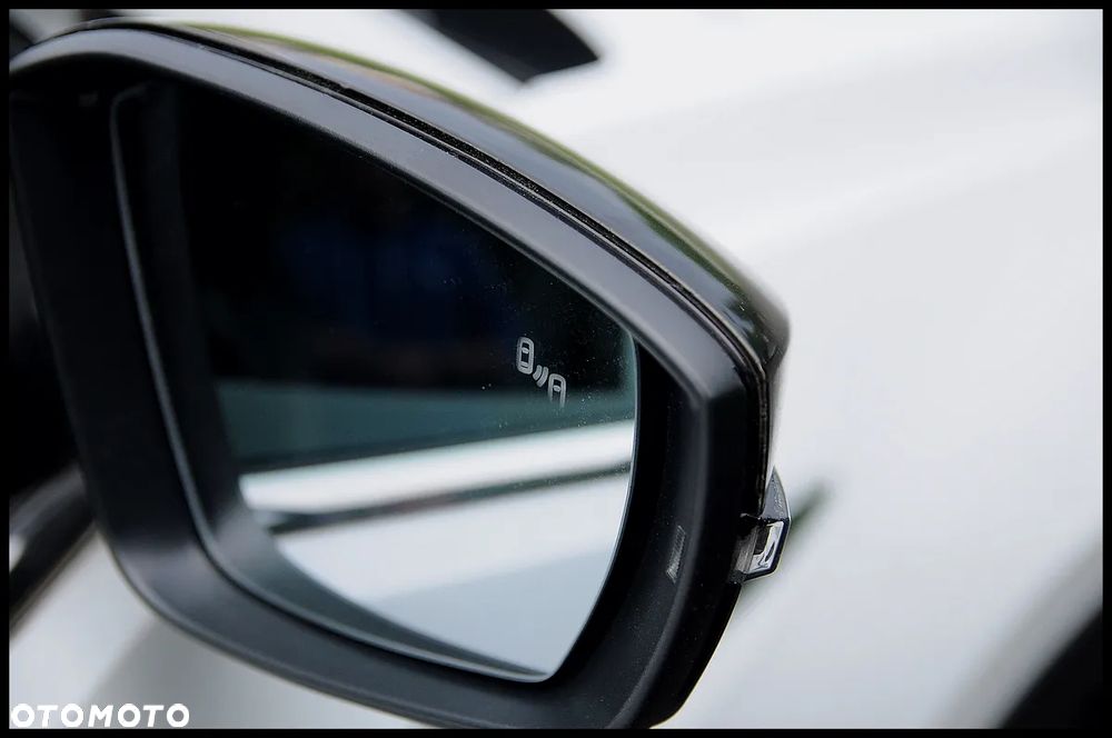 Volkswagen T-Cross 1.0 TSI OPF DSG R-Line - 31