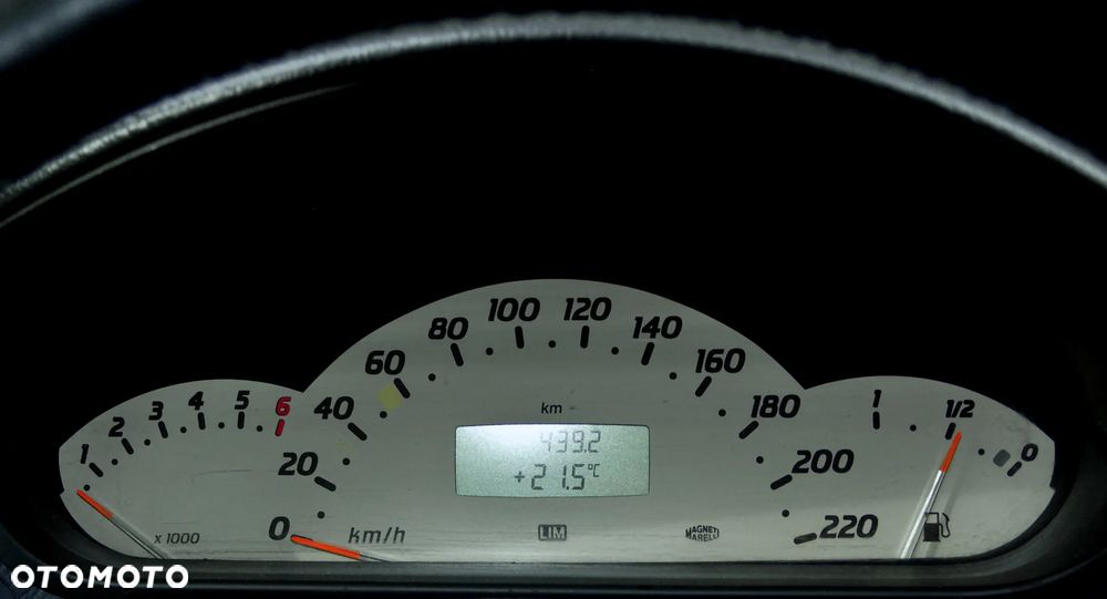 Mercedes-Benz Klasa A 210 Evolution - 19