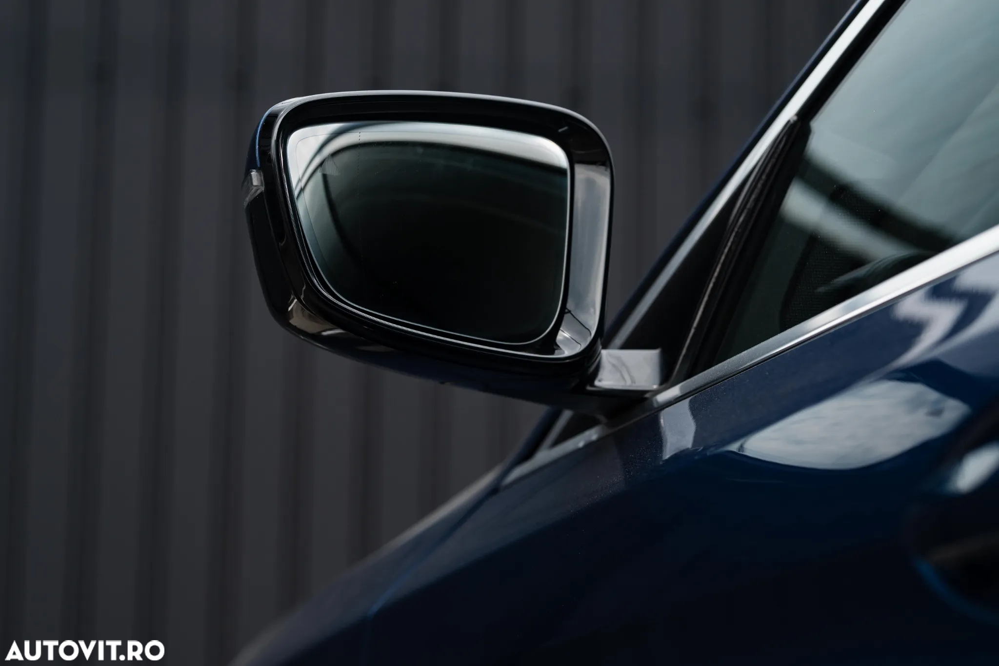 BMW Seria 5 530e Aut. Luxury Line - 32