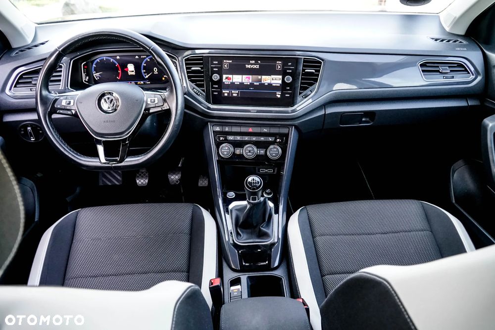 Volkswagen T-Roc 1.5 TSI ACT OPF Style - 22