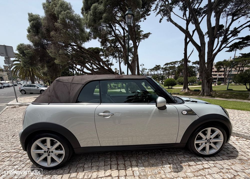 MINI Cabrio Cooper D - 12