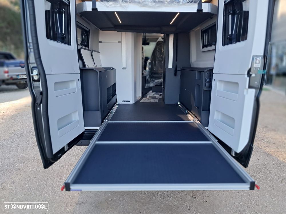 Adria Twin Sports 640 SGX - 13